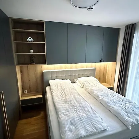 Obiteljski Apartman Aron - Korak Do Lifta * 자호리나